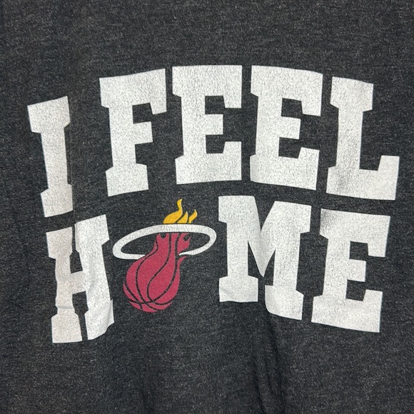 Miami Heat T-Shirt Graphic I FEEL HOME Sportiqe Medium - Picture 2 of 6